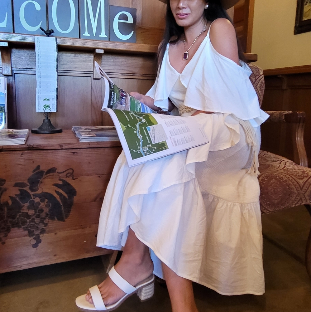 Beautiful white zara dress - Picture 3 of 6